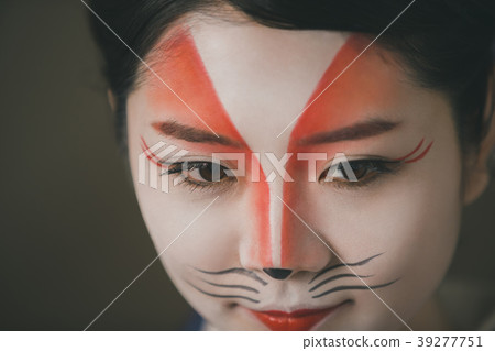 female, lady, woman 39277751