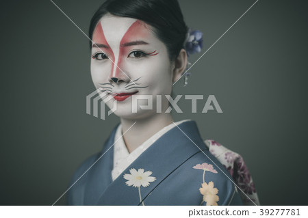 female, females, woman 39277781