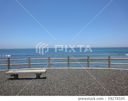 Bench 39278505