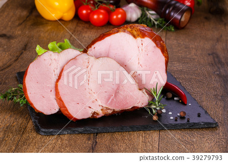Smoked pork meat Smoked pork meat 39279793