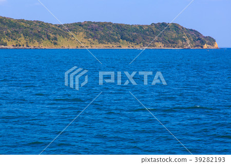 Iki Island Karatsu-Sanuki Ferry Ferry Scenery of Kamisujima Island [Saratsu Prefecture Karatsu City] 39282193
