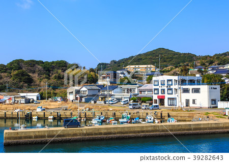 Iki-jima island to Karatsu-Sanuki ferry View of Iki island [Sanuki City, Nagasaki Prefecture] 39282643