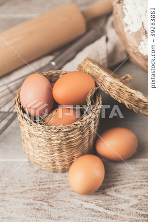 Eggs, flour and milk 39283881