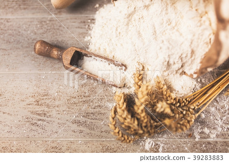 Bag of flour 39283883