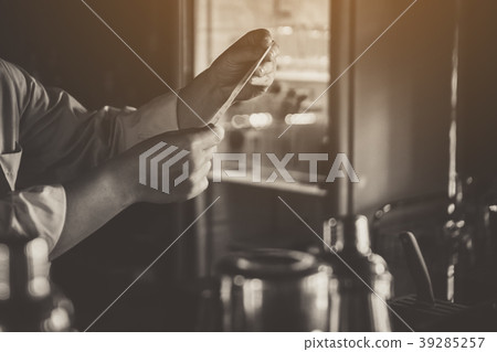bartender in counter at nightclub bartender in counter at nightclub 39285257