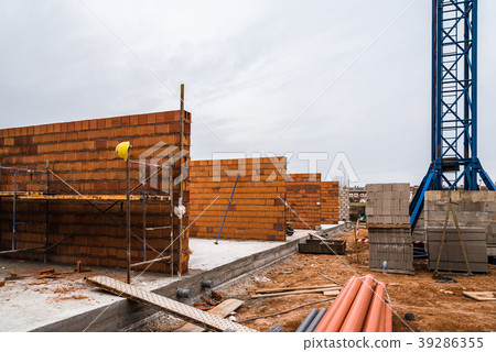 Works of construction of thermal clay block walls Works of construction of thermal clay block walls 39286355