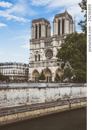 Cathedral of Notre Dame in Paris 39286809