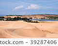 Phan Thiet sand dunes 39287406