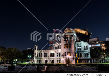Hiroshima Atomic Bomb Dome Night 39288297