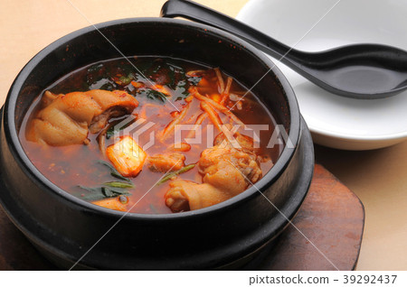 Korean food 39292437