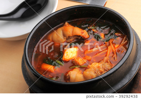 Korean food Korean food 39292438