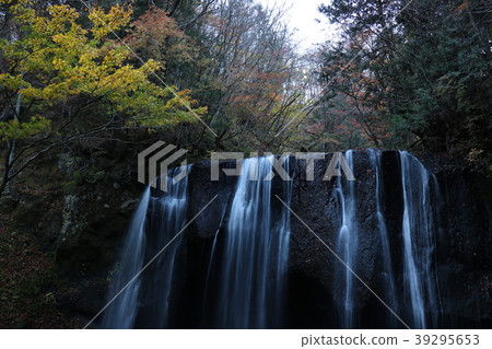 Fall of Tsuruzawa immobile waterfall Fall of Tsuruzawa immobile waterfall 39295653