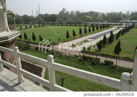 Garden at Red Fort Garden at Red Fort 39299528