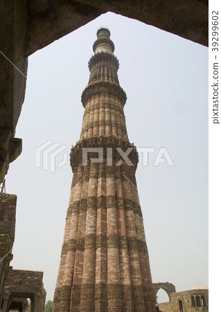 View of Qutub Minar 39299602