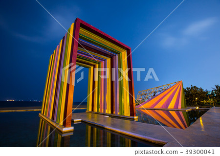 高雄旗津彩虹教堂與黃金海韻海珍珠Asia Kaohsiung Qijin Church 39300041