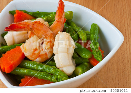 Thai food, Stir-fried asparagus with seafood Thai food, Stir-fried asparagus with seafood 39301011