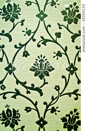 Beautiful wallpaper with floral design 39304239