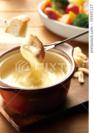Cheese fondue image 39305137