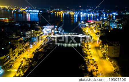 Taiwan Kaohsiung Gushan Ferry Night Scene Kaohsiung Gushan Ferry Night View Asia Taiwan Kaohsiung Pier 39305308