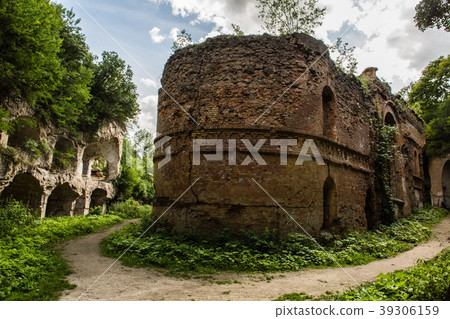 Ruins of Tarakanivskiy Fort Ruins of Tarakanivskiy Fort 39306159