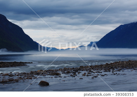 Morning norwegian landscape Morning norwegian landscape 39308353