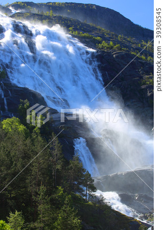 Langfossen waterfall in summer Langfossen waterfall in summer 39308545