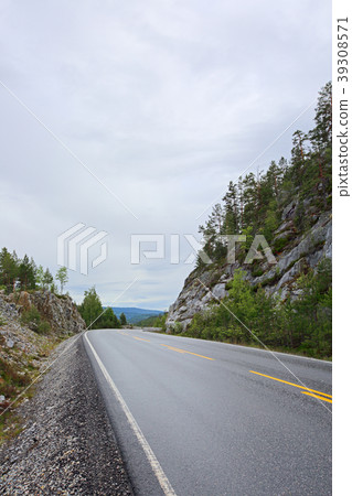 Mountain road, Norway Mountain road, Norway 39308571