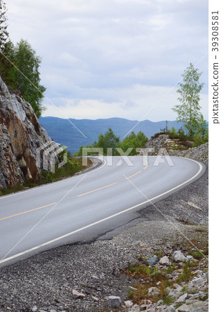 Mountain road, Norway Mountain road, Norway 39308581