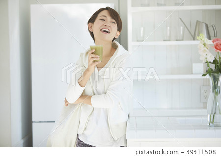 一個健康的女人 39311508