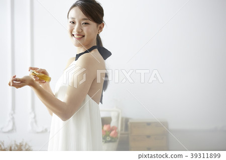女人美圖像裝扮 女人美圖像裝扮 39311899