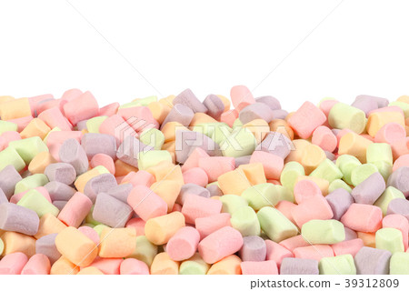 Sweet and soft marshmallow close up background 39312809