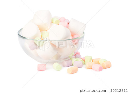 Sweet and soft marshmallow close up background 39312811