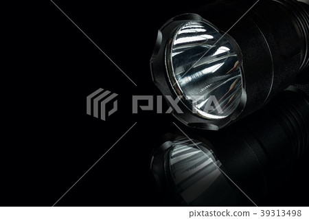 anodized aluminium waterproof tactical flashlight anodized aluminium waterproof tactical flashlight 39313498