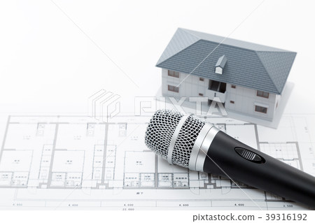 Microphone  39316192