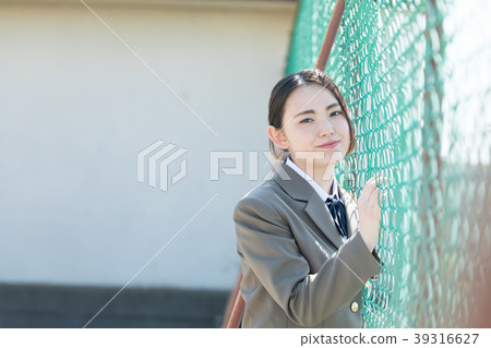 Student rooftop 39316627