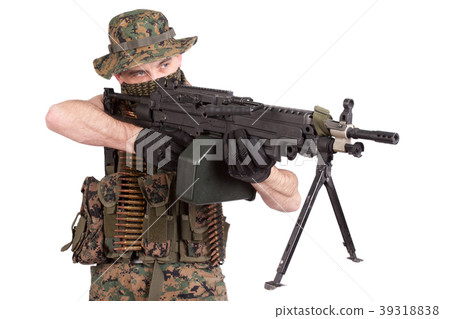 US MARINES with M249 machine gun 39318838