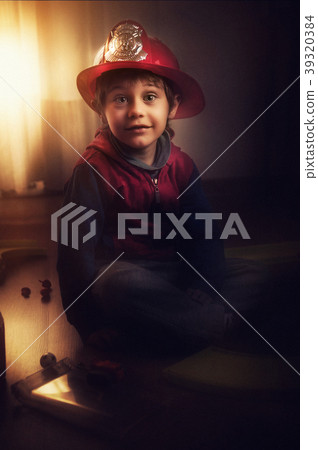 fireman child 39320384