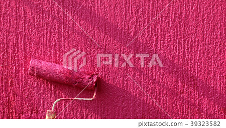 Painting of wall 39323582