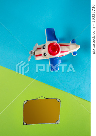 Flat lay design of travel concept 39323736