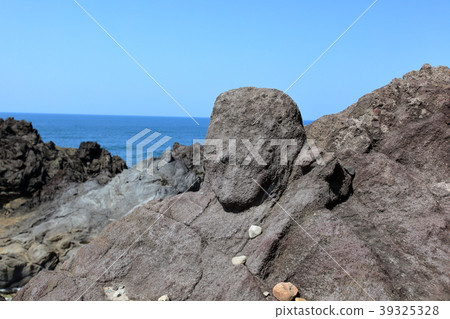 Chitoseki Rock 39325328