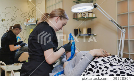 Permanent makeup. Permanent tattooing of eyebrows Permanent makeup. Permanent tattooing of eyebrows 39328864