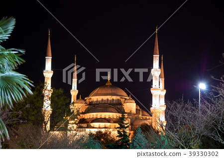 Blue mosque - Istanbul , Turkey Blue mosque - Istanbul , Turkey 39330302