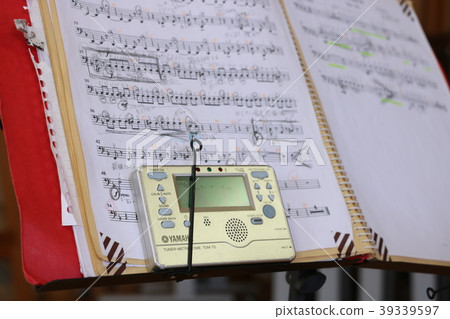 Musical score  39339597