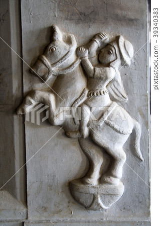 Valorous Horse Rider Valorous Horse Rider 39340383