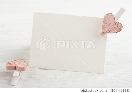 Hearts and empty greeting card Hearts and empty greeting card 39341518