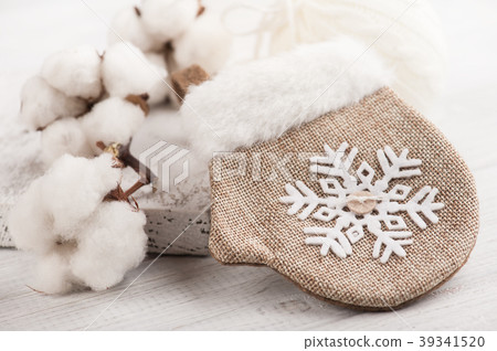 Christmas glove, decoration Christmas glove, decoration 39341520