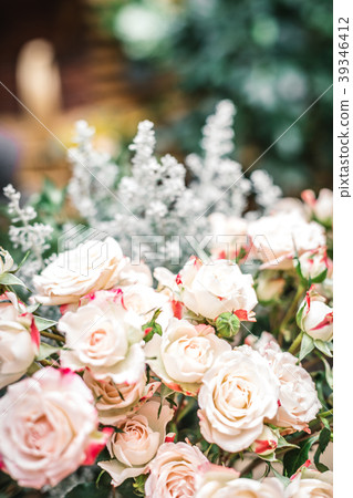 Wedding bouquet of white pink roses Wedding bouquet of white pink roses 39346412