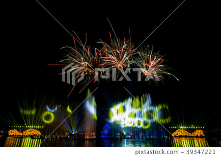 Beautiful fireworks in the night sky. Beautiful fireworks in the night sky. 39347221