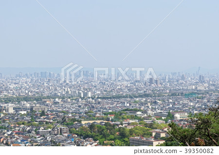 從西宮到大阪的城市景觀 從西宮到大阪的城市景觀 39350082