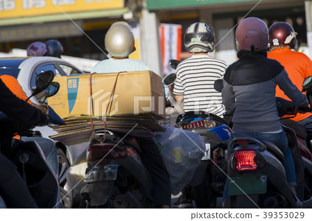  安全，道路，摩托車，安全，道路，摩托車，安全，道路，摩托車， 39353029